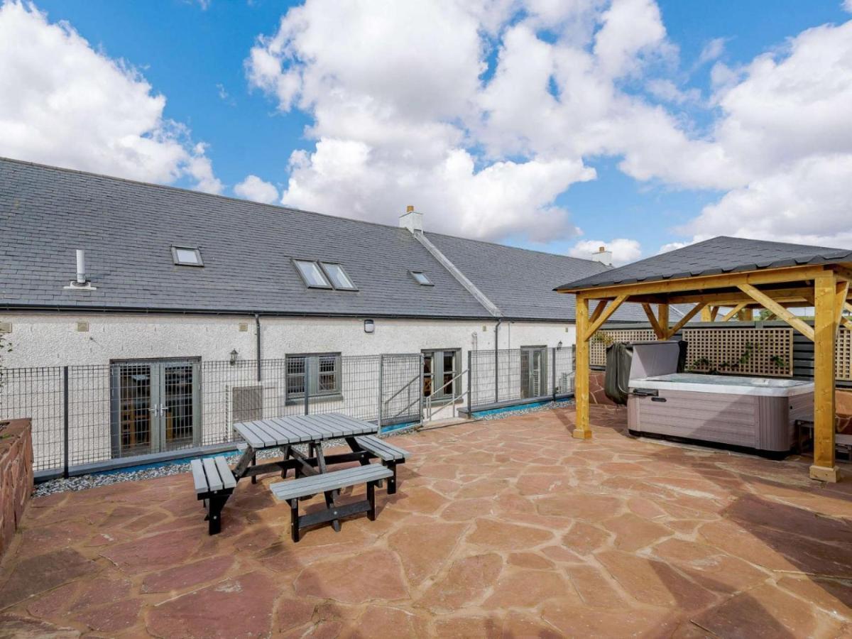 Westertonhill Lodge 5 Newbuild With Hot Tub Option Balloch Exteriér fotografie